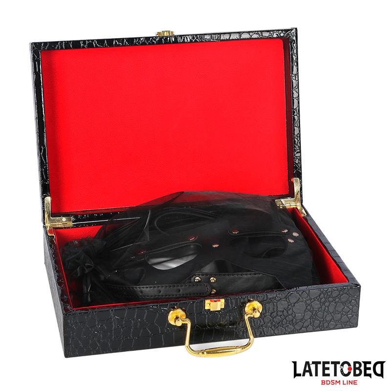 Kit Bondage de 8 Pz Cuero con Maletin de Almacenaje